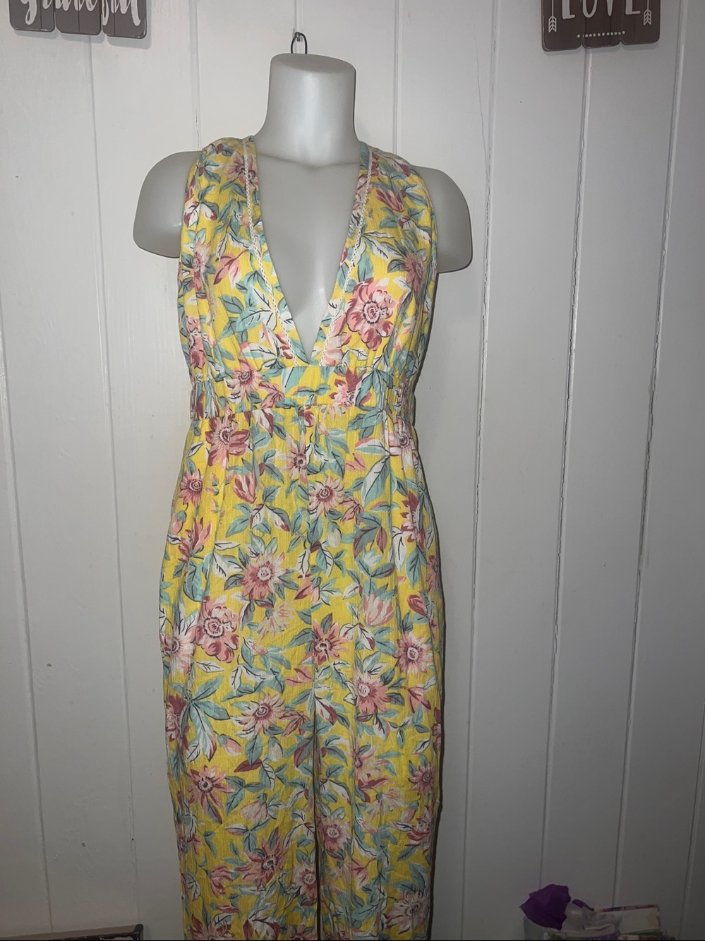 💕❤️‍🔥❤️ Loft LOFTYellow
Floral Plunging V Neck Romper  M - Picture 4 of 5